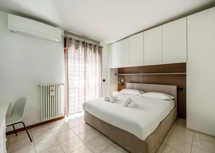 Certosa Apartament Mediolan