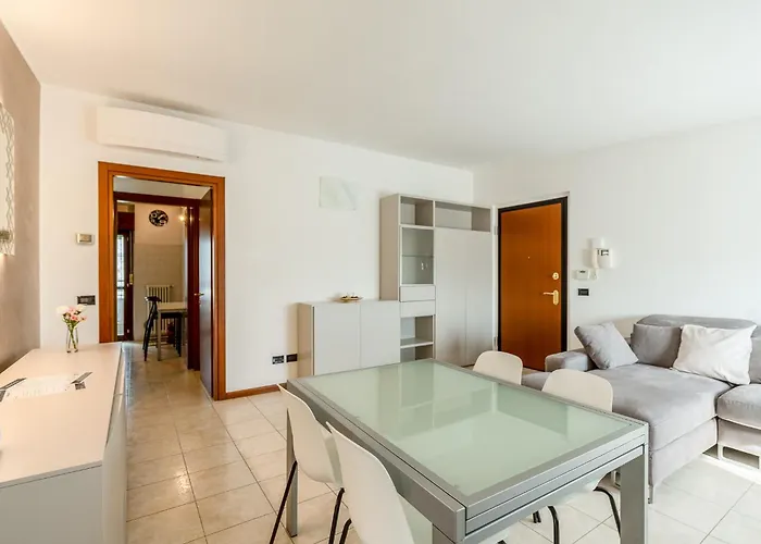 Certosa Apartament Mediolan